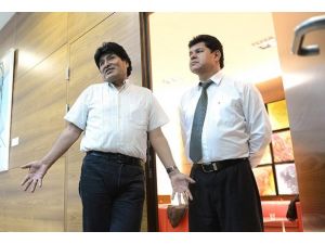 Evo Morales'in uçağına Snowden müdahalesi