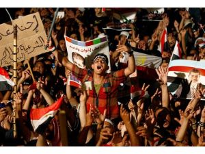 Mursi taraftarları meydanları terk etmiyor