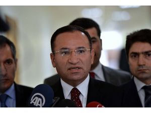 Darbe kınanmalı ve reddedilmelidir