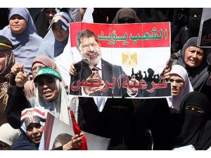 Mursi'ye yargı yolunu açıp affını istedi