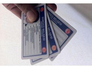 Ehliyet yenileme ücreti "15 lira"