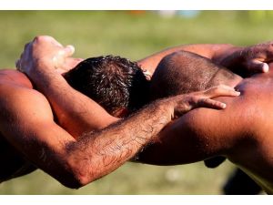 Başpehlivanlık çeyrek final kurası çekildi