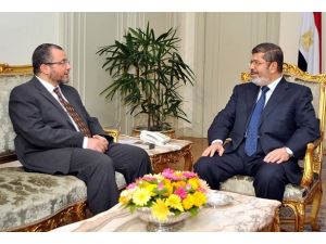Mısır Başbakanı Kandil istifasını Mursi'ye sunacak