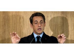 Fransa'da gündem yine Sarkozy