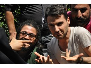 Özen Brezilyalı model Nicolle Taketa ile nikâh masasına oturdu