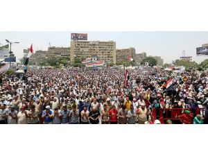 Milyonluk  Şehit Gösterisi için toplanıyorlar