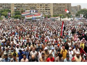 Mısır Afrika Birliği'nin kararını reddetti