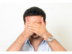 Kimlik yüz derisinin altında gizli