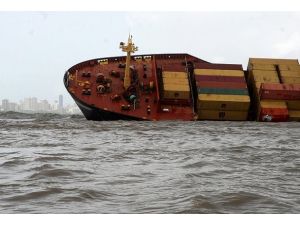 Hindistan'da gemi kazası