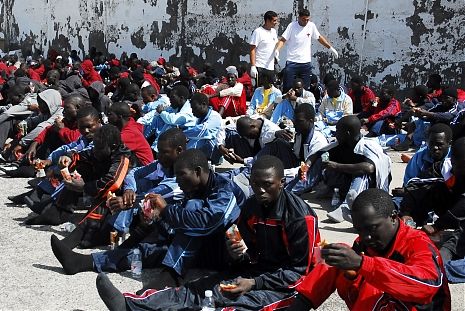 Yunanistan'a geçmeye çalışan 49 kişi yakalandı