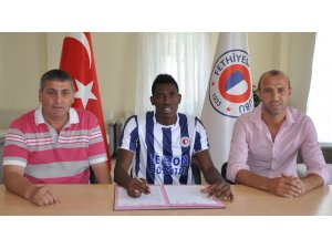 Patrick Etoga Fethiyespor’da…