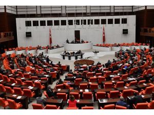 Meclis tatile girdi
