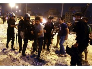 Mısır'da taraflar arasında çatışma