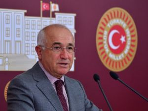 Meclis eylem yeri değil