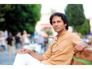 Rock grubu kuran imam Tüzer ilk klibini çekti