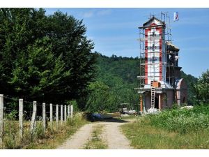 Srebrenitsa kurbanlarının kemikleri sızlayacak