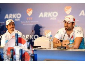 Fenerbahçeli futbolculardan UEFA'ya mektup