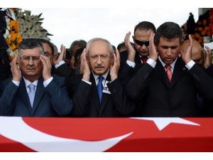 Prof. Dr. Işıklı son yolculuğuna uğurlandı