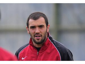 Serdar Kurtuluş yuvaya dönüyor