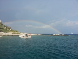 Marmaris'te Yağmurda denize girdiler