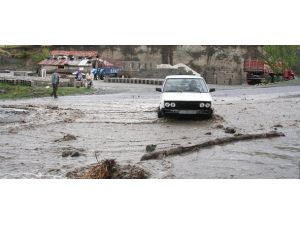 Hatay'da sel: 3 ölü