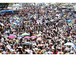 Adeviyye ve Nahda meydanları'nda "Darbeye Son" gösterileri