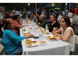 Washington'da iftar farklı dinleri buluşturdu