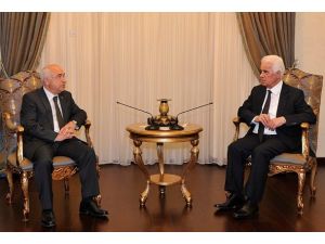 Çözüm için Rumların masaya gelmesi gerek