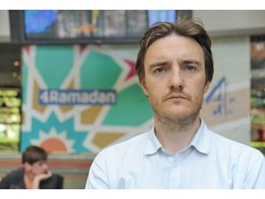 Londra sokaklarında sabah ezanı