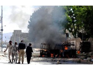 Pakistan'da pazar yerine bombalı saldırı: 23 ölü