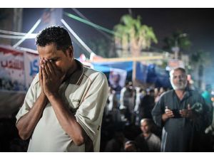 Mısır'da katliam gecesi: 200 ölü