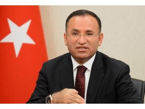 Bu bir terör saldırısıdır lanetliyoruz