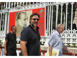 Ocsar ödüllü aktör Crowe Edirne'de