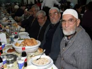 Türkiye Diyanet Vakfı Afyonkarahisar temsilciliği iftar verdi