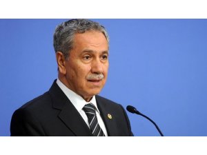 Arınç, merhum aile fertleri için mevlit okuttu