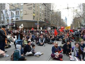 Avustralya'da hükümetin sığınmacı kararına tepki