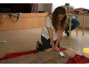 Ehliyet alanlar sertifikalı ilk yardımcı olacak