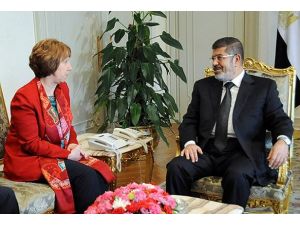 Ashton Mursi ile görüştü