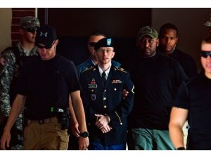 Er Manning davasında "casusluk" kararı