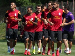Galatasaray İngiltere yolcusu