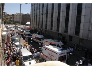 Yangın hastaneyi tahliye ettirdi