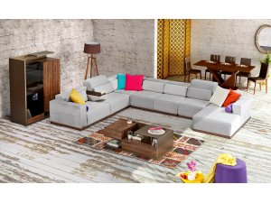 “elektronik mobilya” anlayışının son derece seçkin, lüks ve estetik bir örneğini sunuyor…