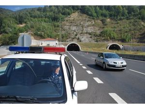 TEM'de her 5 kilometrede bir trafik ekibi olacak