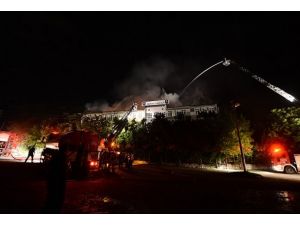 Ankara'da özel okulda yangın