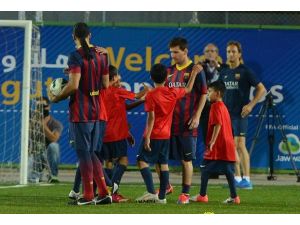 Filistinli çocuklardan Messi'ye ilgi