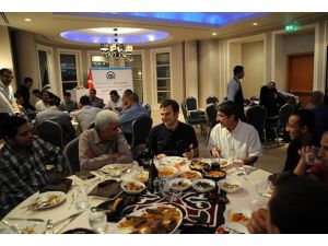 AA yarışı kazanabileceğini gösterdi