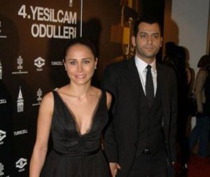 Marmaris'te Ünlülere Uyuşturucu Gözaltısı