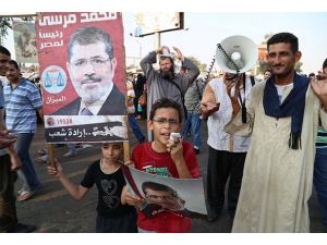 Mısır'da ilginç sloganlar