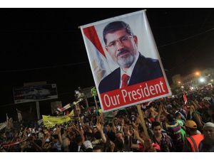 Bayramı Adeviyye Meydanında geçiriyorlar