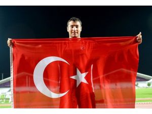 Avan gözünü finale dikti